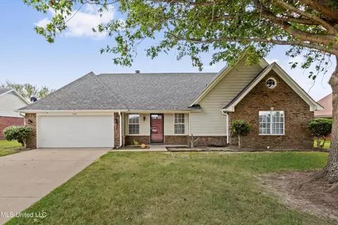 7433 Jennifer Dr, Horn Lake, MS 38637