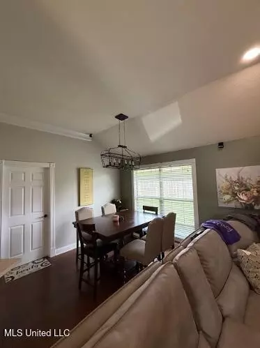 569 Lincolns Dr, Brandon, MS 39042 photo 3