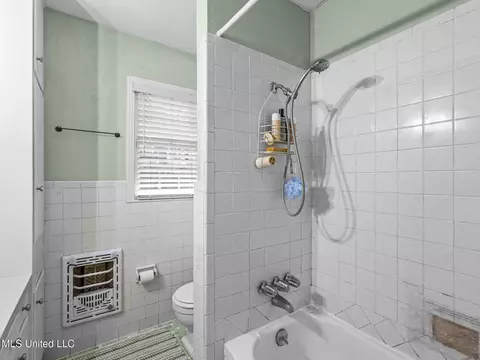 Bath - 5235 Hialeah Dr, Jackson, MS 39211 photo 4 of 4