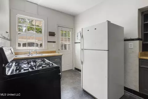3805 N State St, Jackson, MS 39216 photo 16
