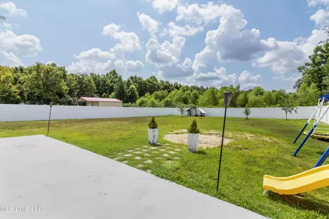 5233 E Nail Rd, Olive Branch, MS 38654 photo 28