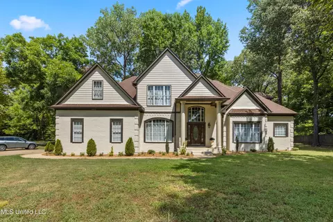 7442 Youngblood Cv, Olive Branch, MS 38654