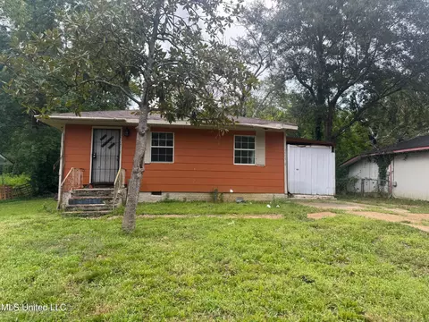 2524 Coronet Pl, Jackson, MS 39204