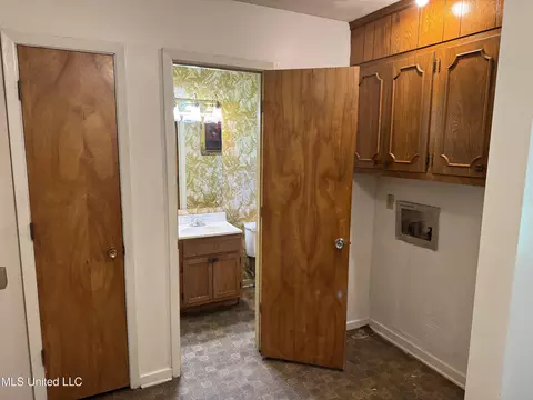 6202 Whitestone Rd, Jackson, MS 39206 photo 9