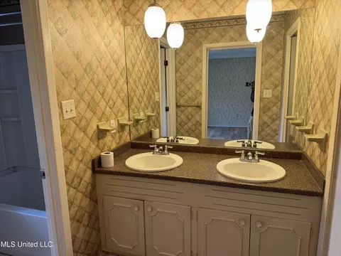 6202 Whitestone Rd, Jackson, MS 39206 photo 17
