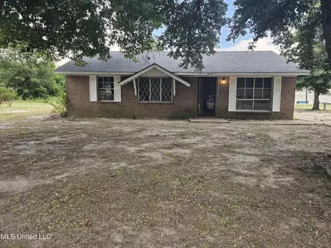 1019 Newsome Avenue Ave, Cleveland, MS 38732