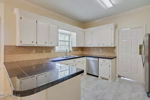 136 Aspen Dr, Madison, MS 39110 photo 11