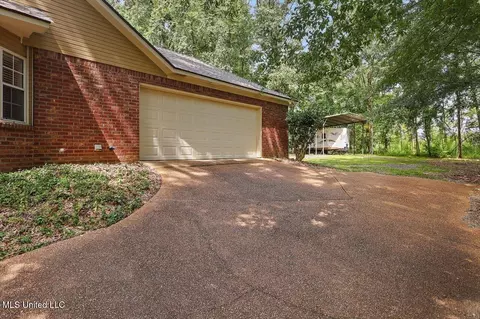 136 Aspen Dr, Madison, MS 39110 photo 5