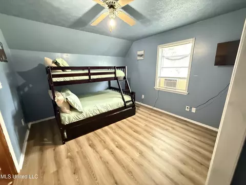 Bedroom - 98 Ashley St, Vicksburg, MS 39183 photo 2 of 2