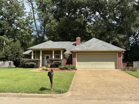 429 Brentwood Dr, Madison, MS 39110