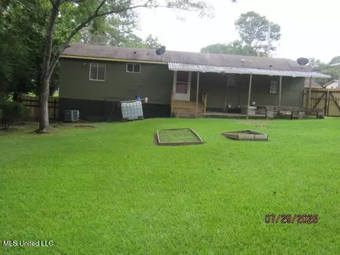 1614 Dianne Dr, Jackson, MS 39204 photo 10