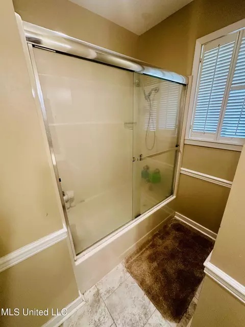 Bath - 56 Dunbar Rd, Natchez, MS 39120 photo 3 of 5