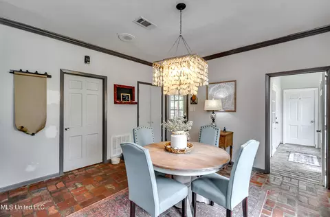 Dining - 153 Peach St, Flora, MS 39071 photo 8 of 9