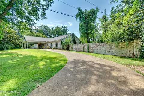 Exterior - 153 Peach St, Flora, MS 39071 photo 9 of 14