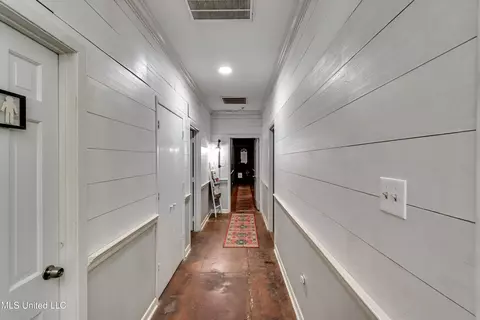 Entry Way - 153 Peach St, Flora, MS 39071 photo 3 of 5
