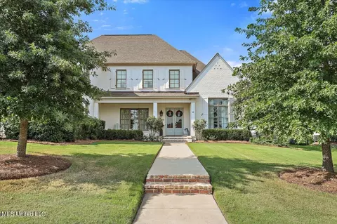 340 Lake Village Dr, Madison, MS 39110