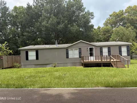 315 Boteler Rd, Florence, MS 39073