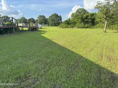 3195 Lebabon Pine Grove Rd, Utica, MS 39175