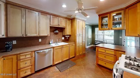 1170 Old Jackson Rd Ext, Terry, MS 39170 photo 8