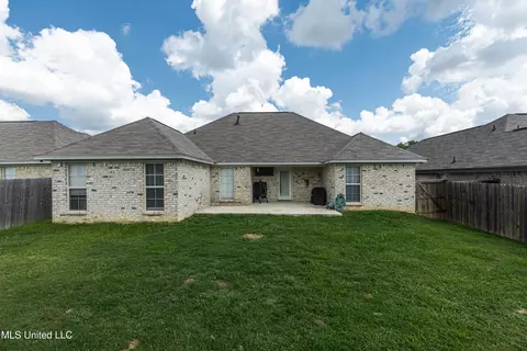 Exterior - 938 Filmore Dr, Brandon, MS 39042 photo 9 of 9