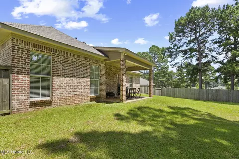 Exterior - 105 Avery Ct, Madison, MS 39110 photo 4 of 5