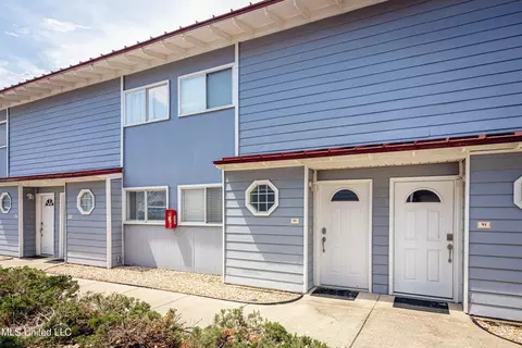 1664 Beach Blvd #090, Biloxi, MS 39531