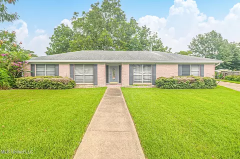 112 Lynn Ct, Gulfport, MS 39503
