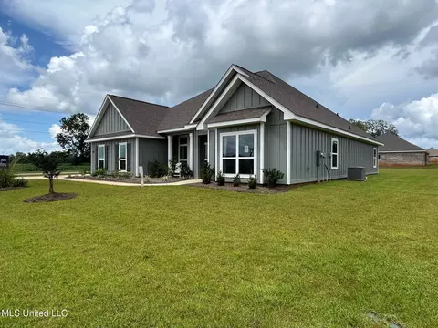 Exterior - 101 Firefly Dr, Lucedale, MS 39452 photo 2 of 5