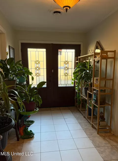 Entry Way - 1173 Northwest Ave, Durant, MS 39063 photo 1 of 4
