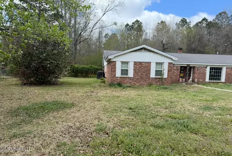 Exterior - 1173 Northwest Ave, Durant, MS 39063 photo 1 of 3