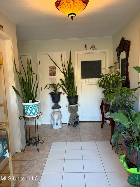 Entry Way - 1173 Northwest Ave, Durant, MS 39063 photo 2 of 4