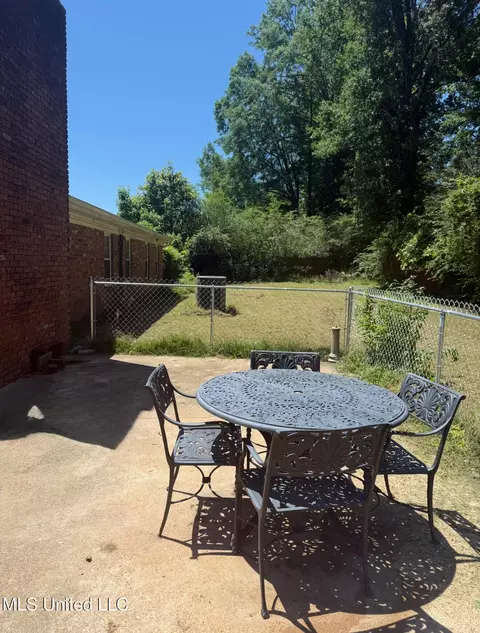 Exterior - 1173 Northwest Ave, Durant, MS 39063 photo 2 of 3