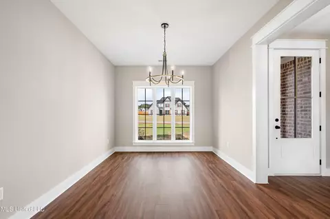 4259 Adriane Cv, Nesbit, MS 38651 photo 5