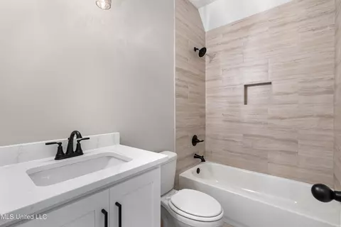 4259 Adriane Cv, Nesbit, MS 38651 photo 12