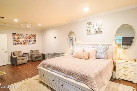 Bedroom - 404 Eastpointe Cv, Madison, MS 39110 photo 7 of 11