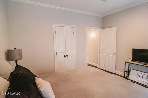Bedroom - 404 Eastpointe Cv, Madison, MS 39110 photo 1 of 11