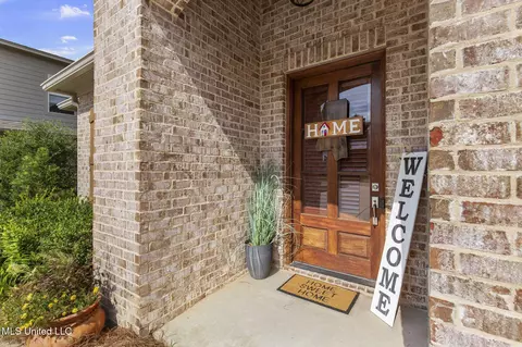 Entry Way - 140 Greenway Ln, Madison, MS 39110 photo 1 of 4