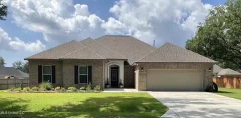 12083 Doc Sheffield Rd, Gulfport, MS 39503