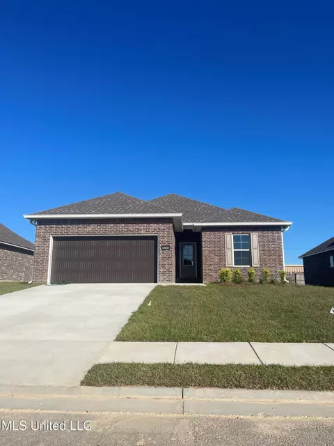 11416 Oak Aly, Gulfport, MS 39503