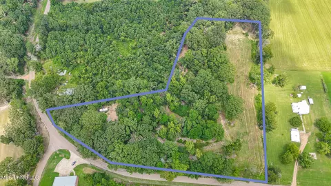 532 Ratliff Ferry Rd, Canton, MS 39046