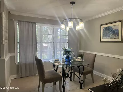 Dining - 909 Brookford Ct, Jackson, MS 39212 photo 3 of 7