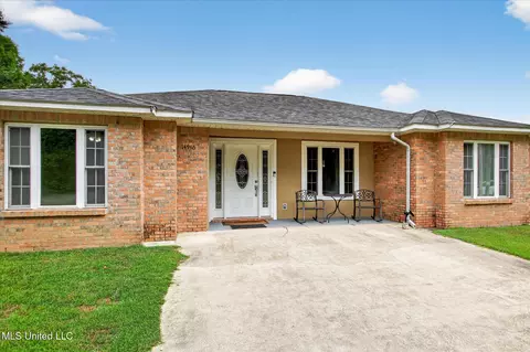 Exterior - 14916 Dismuke Dr, Biloxi, MS 39532 photo 4 of 11
