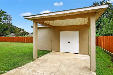 Exterior - 14916 Dismuke Dr, Biloxi, MS 39532 photo 5 of 11