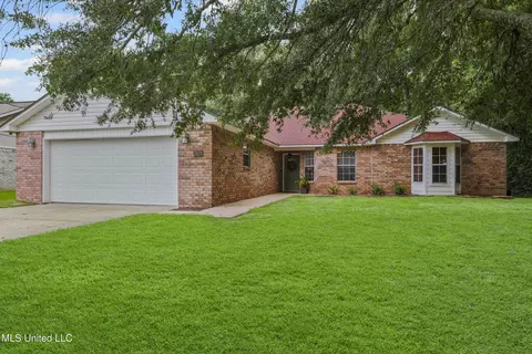 3429 N 7th St, Ocean Springs, MS 39564