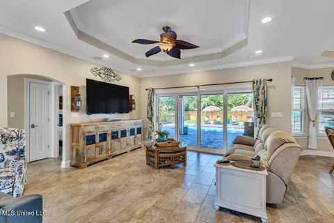 205 S Lang Ave, Long Beach, MS 39560 photo 12