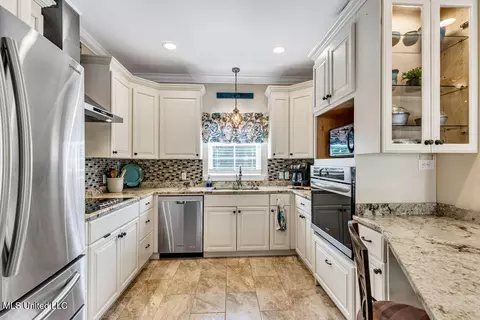 205 S Lang Ave, Long Beach, MS 39560 photo 22