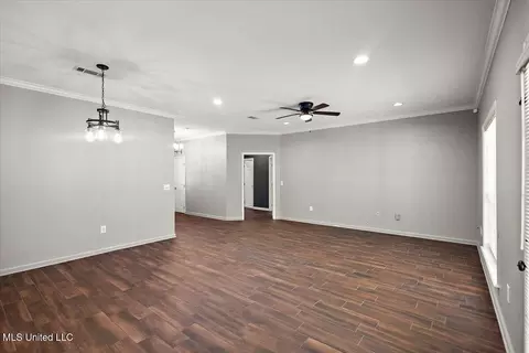 210 Garden Dr, Brandon, MS 39042 photo 8