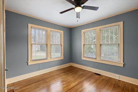 Bedroom - 1054 Madison St, Jackson, MS 39202 photo 2 of 6