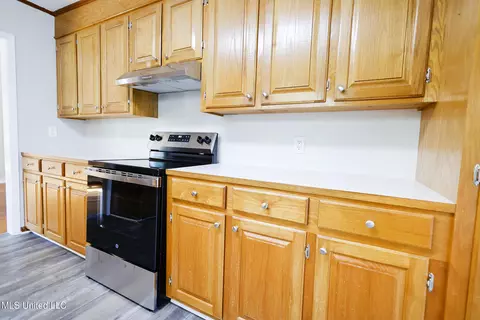 Kitchen - 2637 Bill Lofton, Mccall Creek, MS 39647 photo 3 of 7