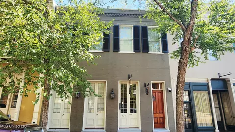 320 Main St, Natchez, MS 39120 photo 1